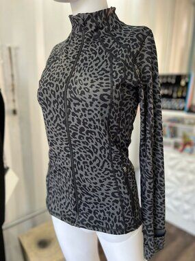 Fancyskin Grey Leopard Print Full-Zip Activewear Jacket - Size S/M